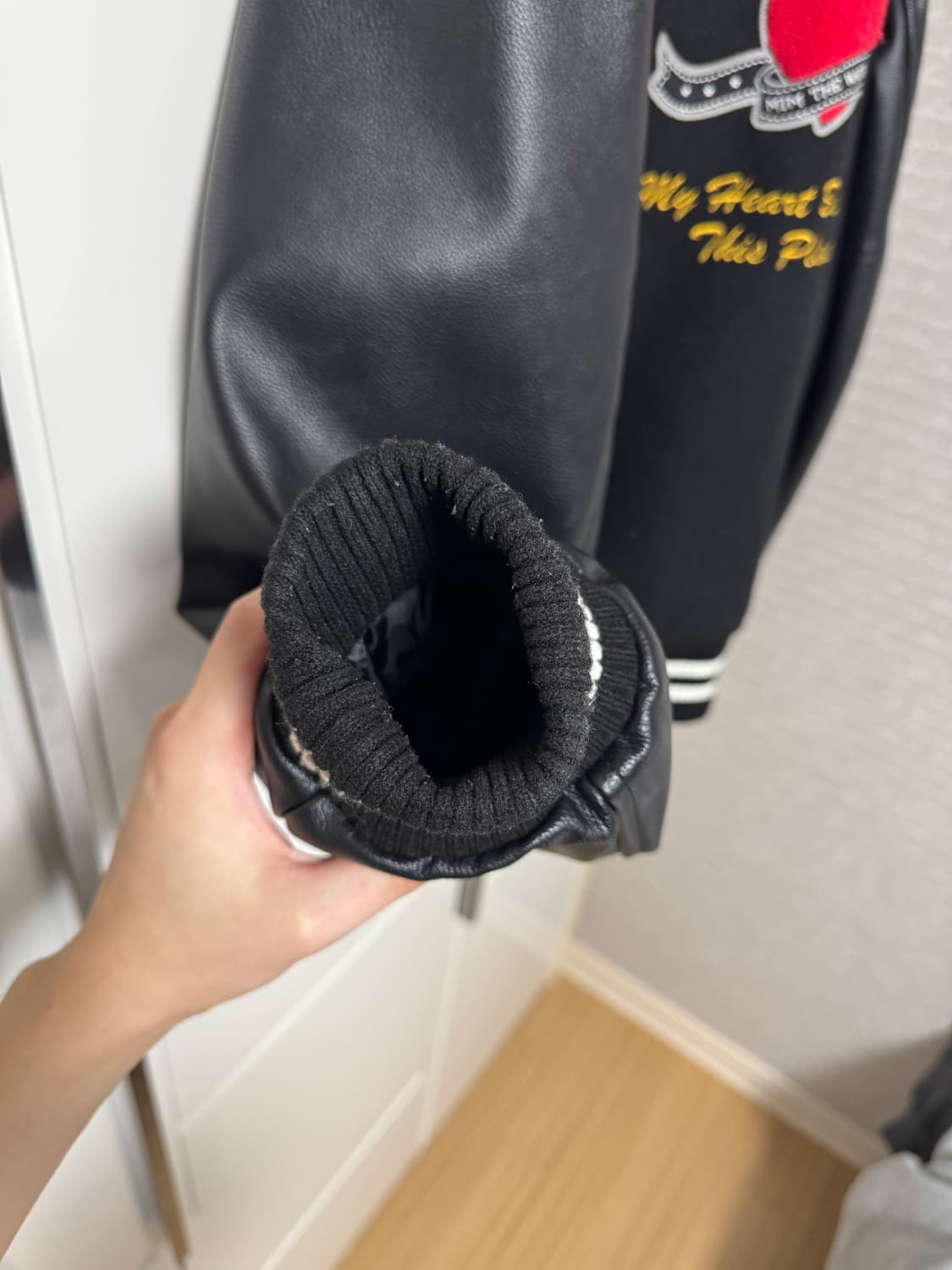 밈더x코인 바시티 L 사이즈 팝니다 상품이미지3