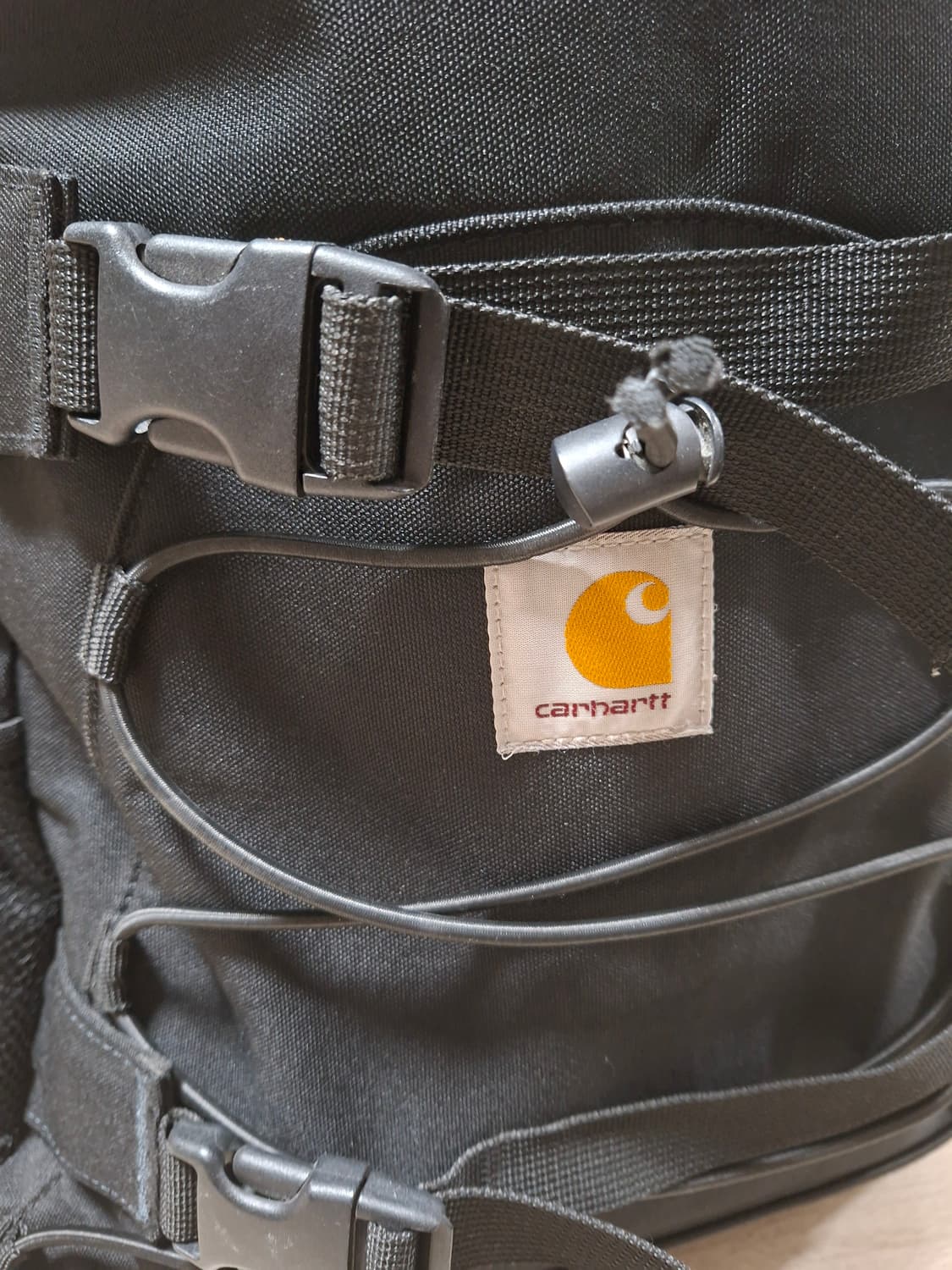 칼하트 킥플립 백팩 블랙 상품이미지2