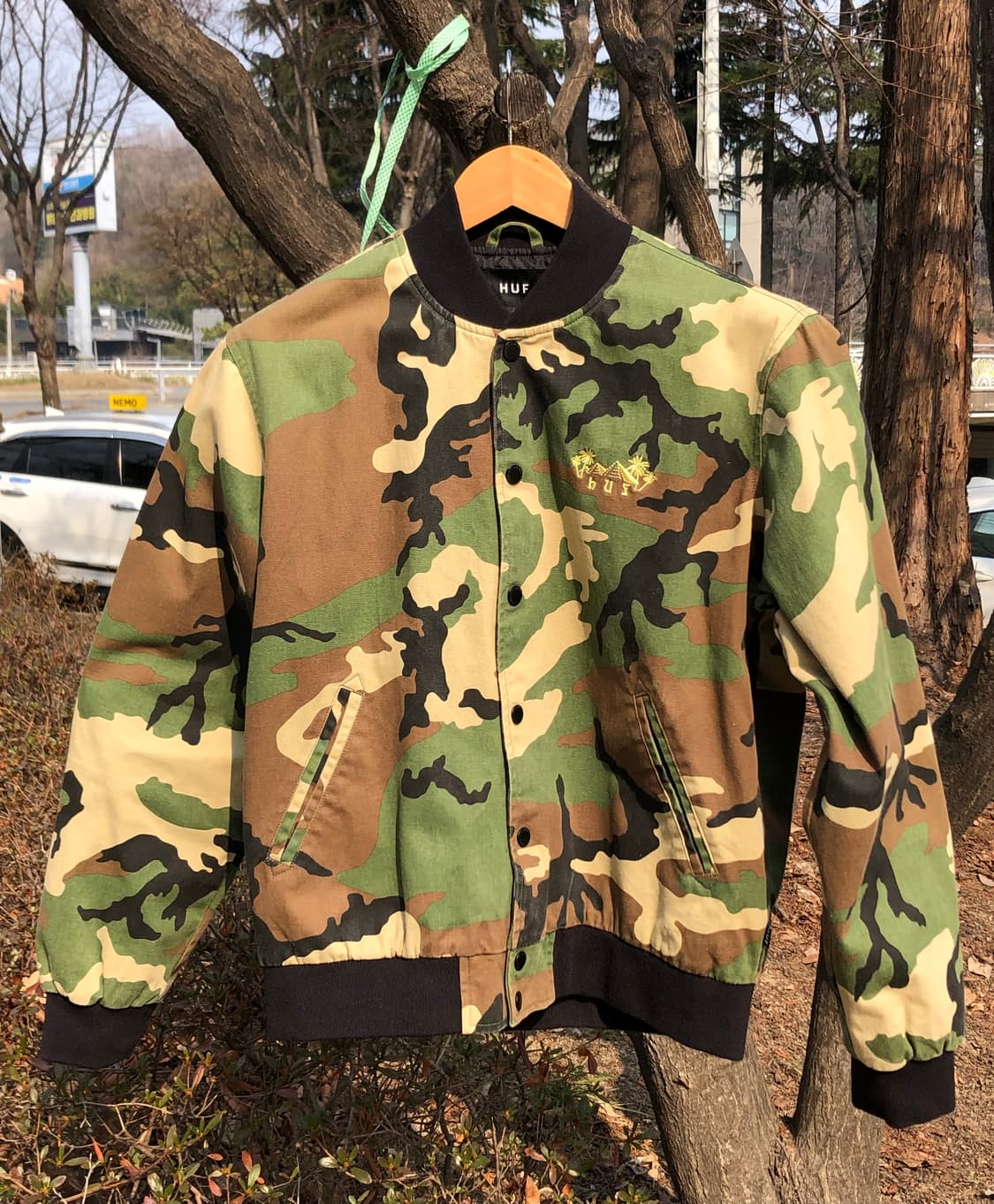 허프(HUF) 카모플라주 바시티 자켓 상품이미지1