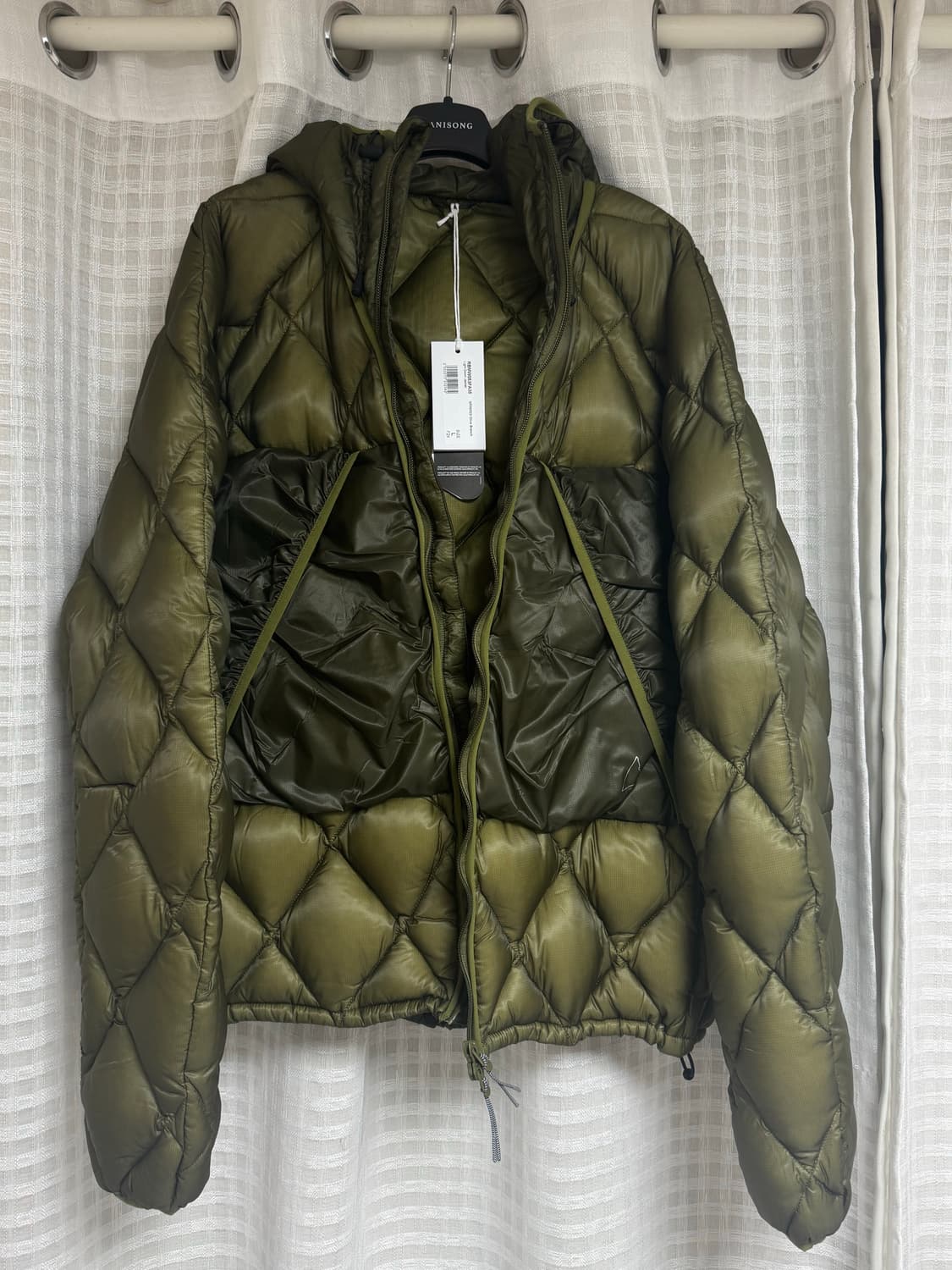 (L) 로아 하이킹 라이트 다운 자켓 경량 패딩 상품이미지1