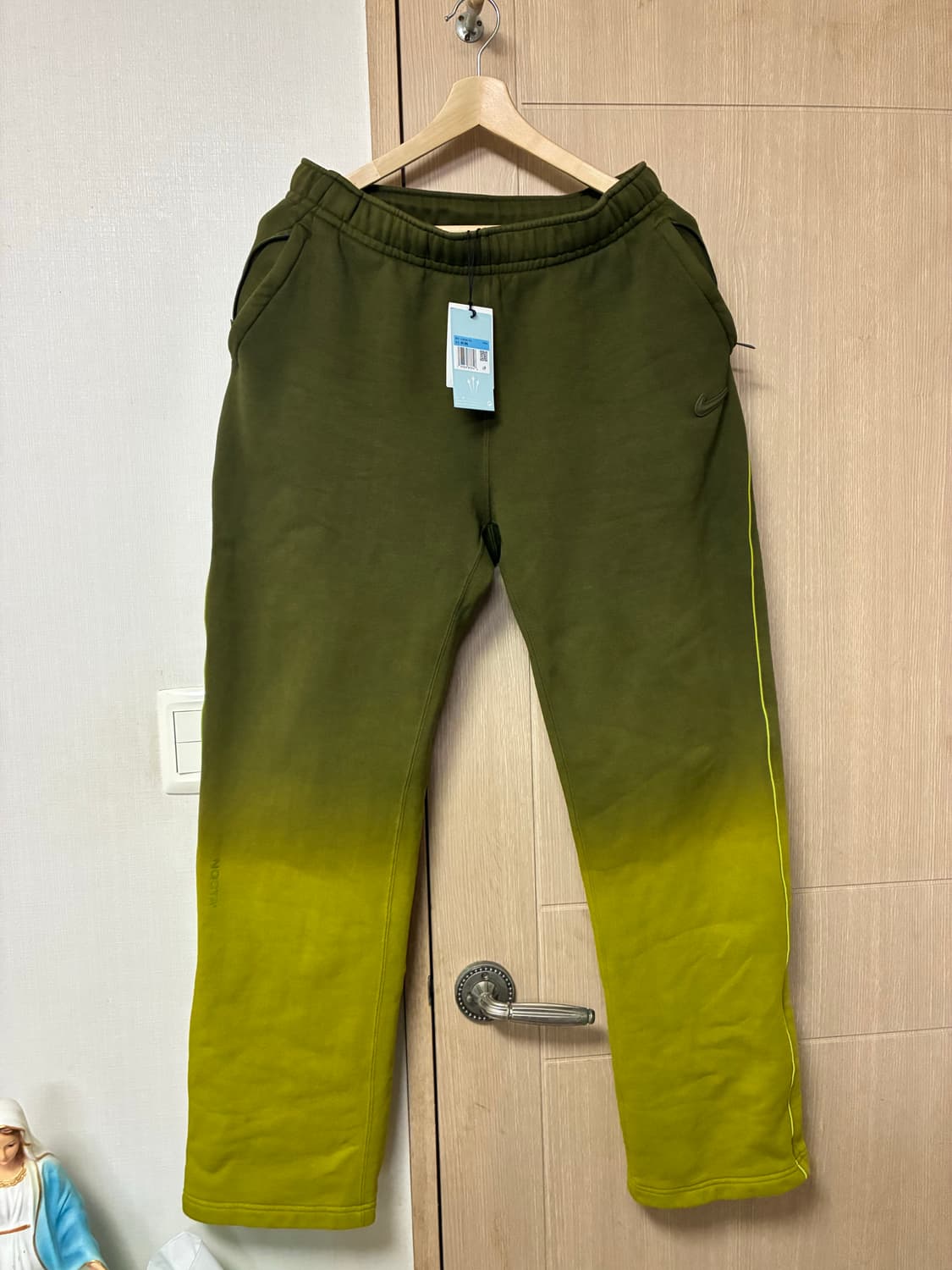 [M]나이키x녹타 NRG 플리스 팬츠 오버 헴 미디엄 올리브 상품이미지1