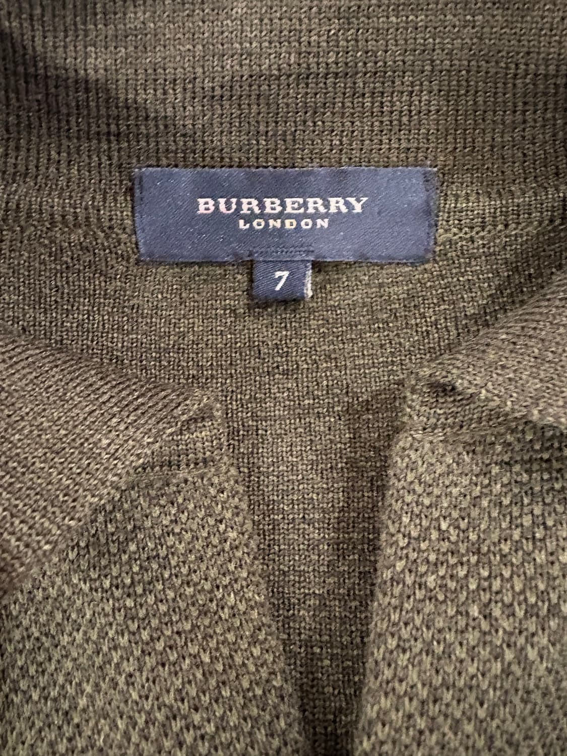 버버리 카키 니트 가디건 상품이미지4