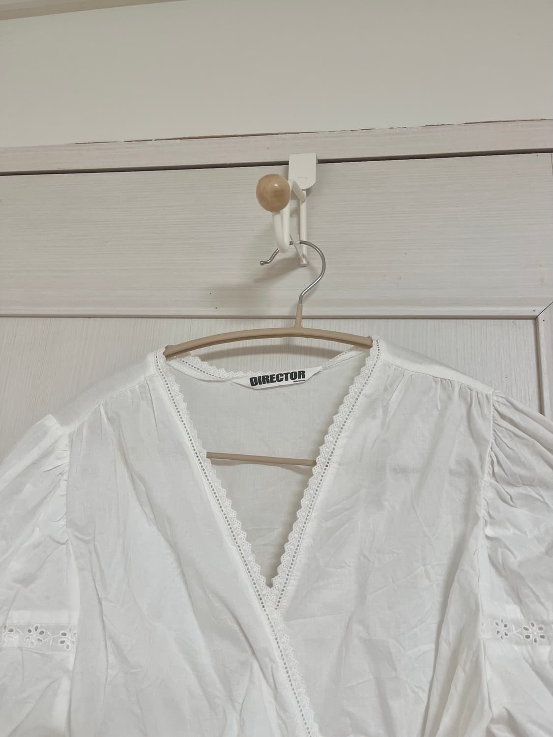 아일렛 화이트 크롭 제니 블라우스 상품이미지5