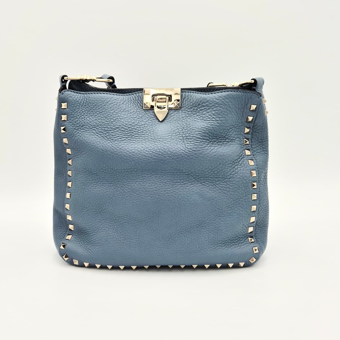 발렌티노 락스터드 크로스백 상품이미지10