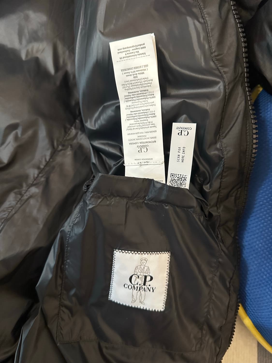 (25FW) CP컴퍼니 DD쉘 다운 패딩 판매합니다 상품이미지5