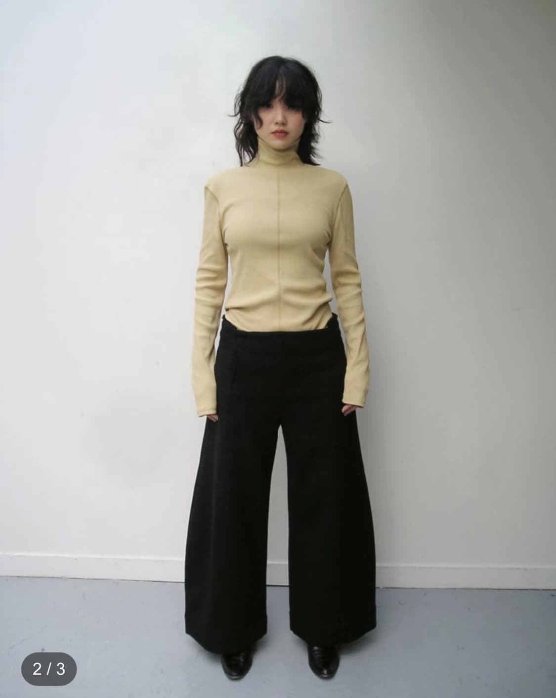 Eonts Zip Turtleneck Top - Mustard  상품이미지1