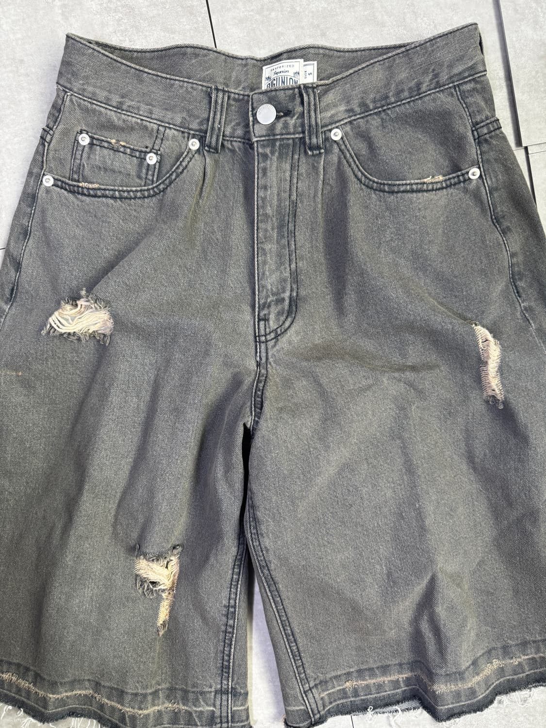 빅유니온 버뮤다 데님 S 사이즈 팝니다 상품이미지1