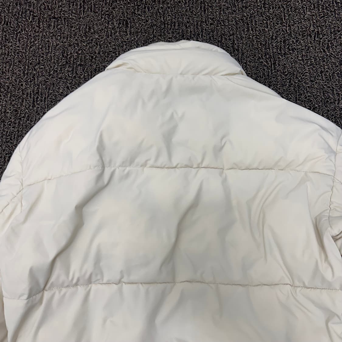 엄브로 여성 스카치 로고 크롭 패딩 점퍼 80(2XS) 상품이미지7