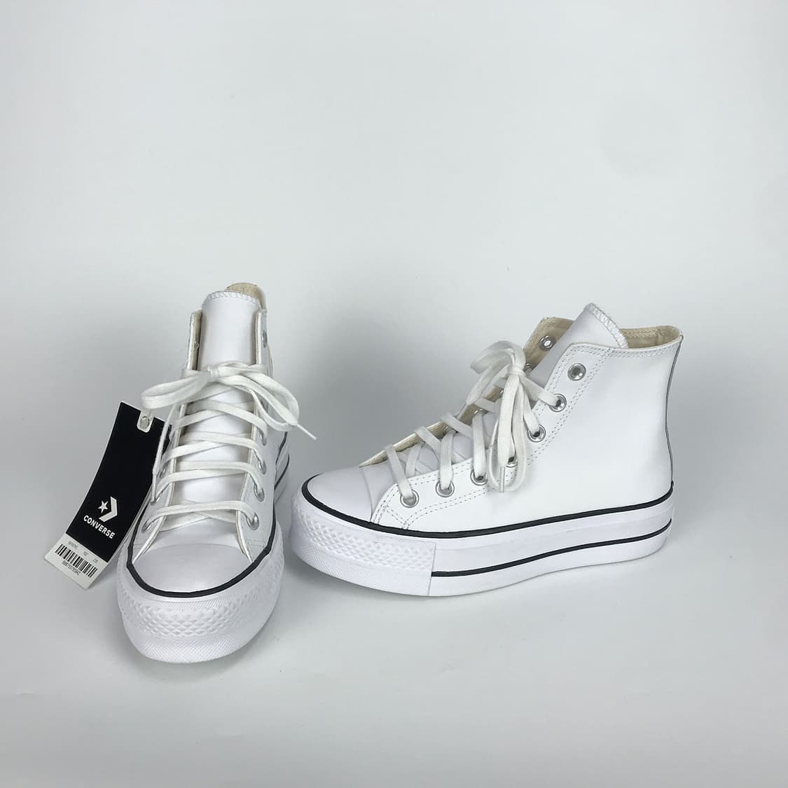 컨버스 척테일러 리프트 플랫폼 레더 신발 운동화 여성235 상품이미지1