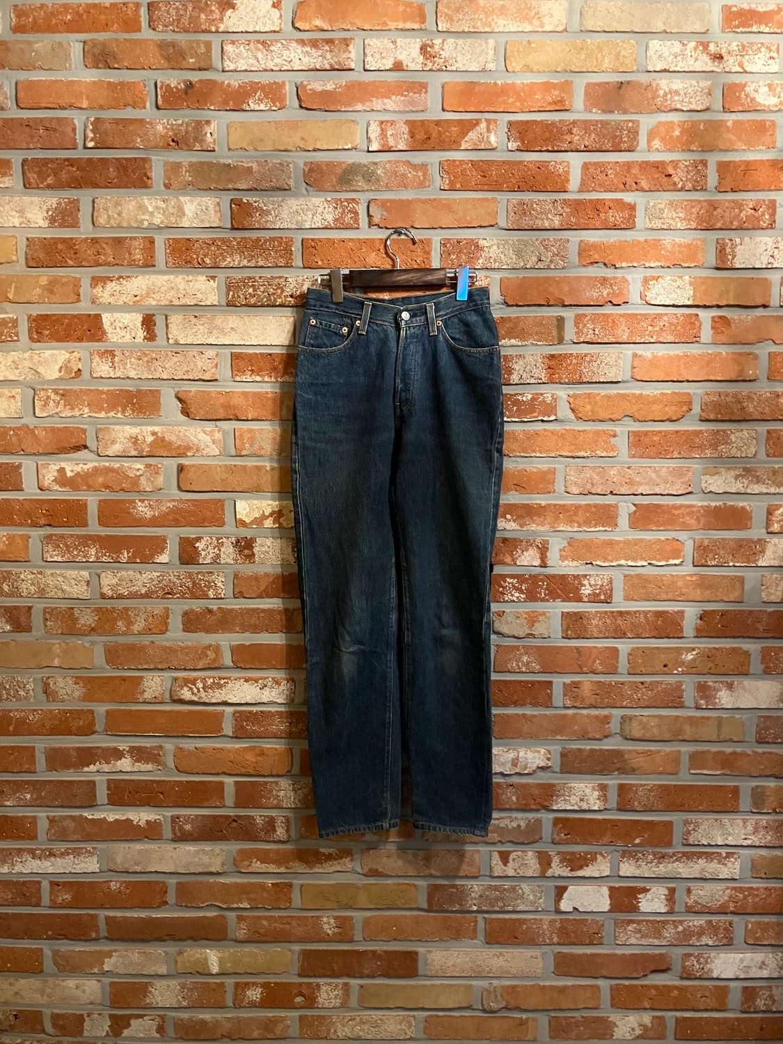 25인치 90s USA 빈티지 리바이스 501 데님 팬츠 상품이미지1