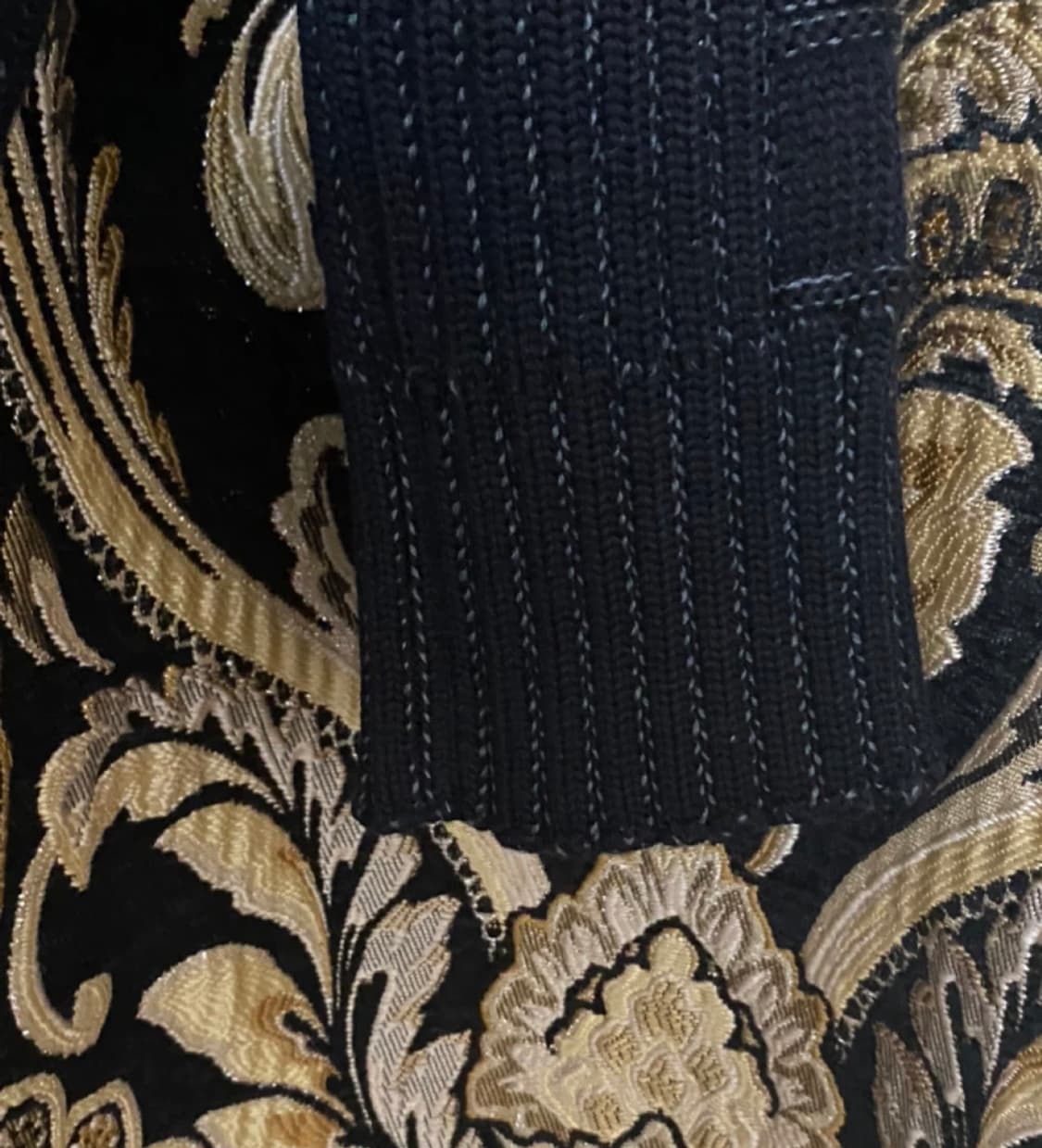 [정품] 베르사체 블랙 자카드 한정판 바로크 니트 M 상품이미지6