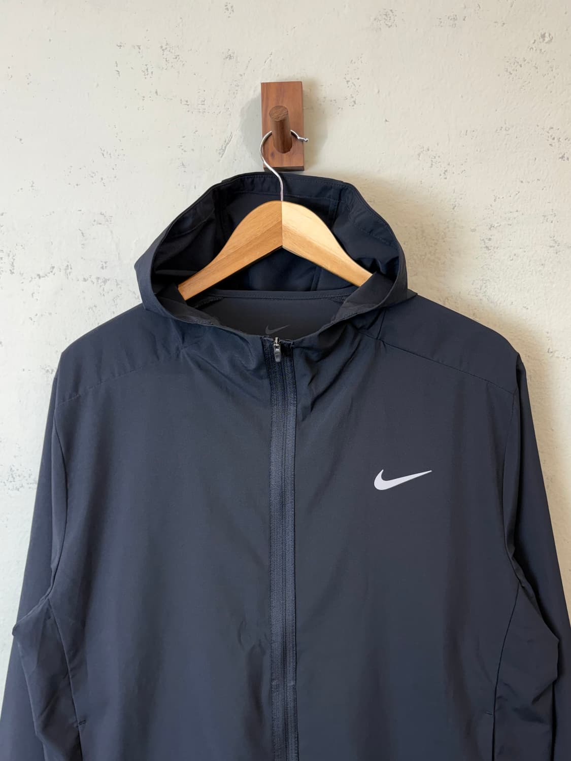 나이키 드라이핏 초경량 러닝 바람막이 상품이미지2