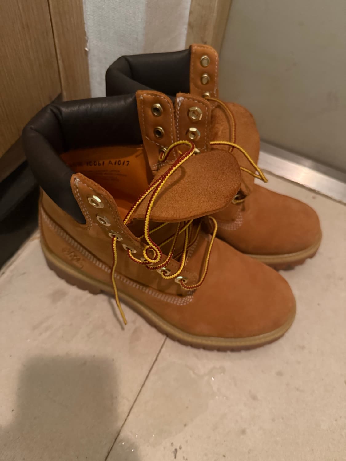 팀버랜드 6인치 워터프루프 245 새상품 상품이미지1