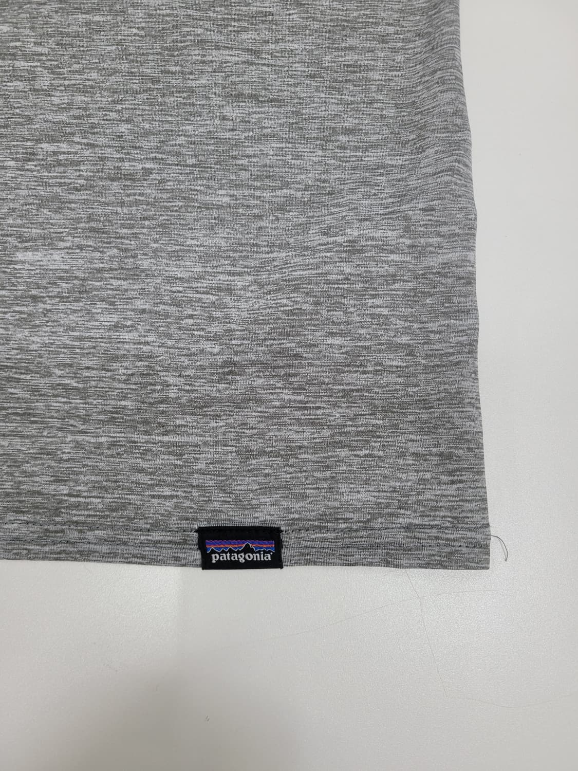 파타고니아 20SS 캐필린 쿨 테일러 그래픽 티셔츠 / 남 M 그레이
 상품이미지4