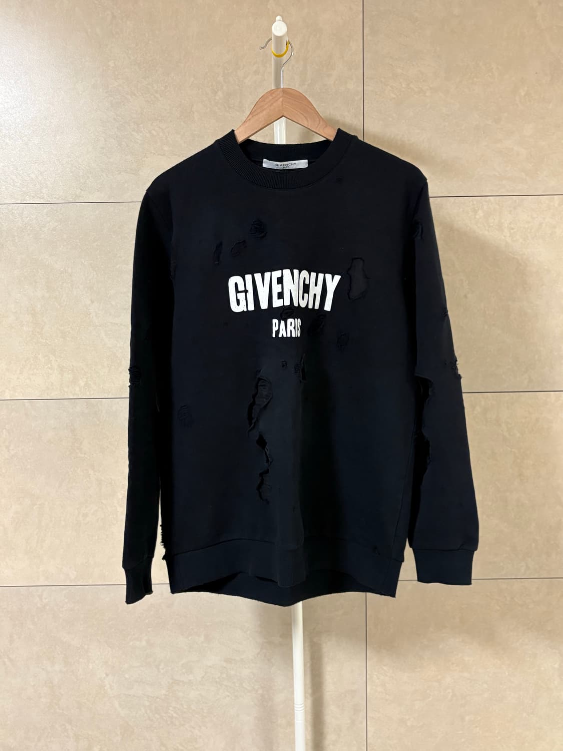 지방시 샷건 디스트로이드 맨투맨 상품이미지1