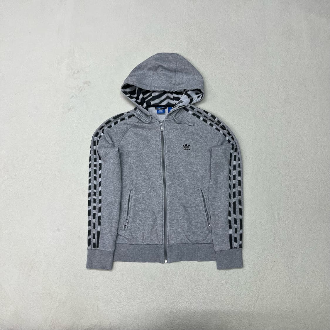 Adidas gray firebird hood zip-up 상품이미지4