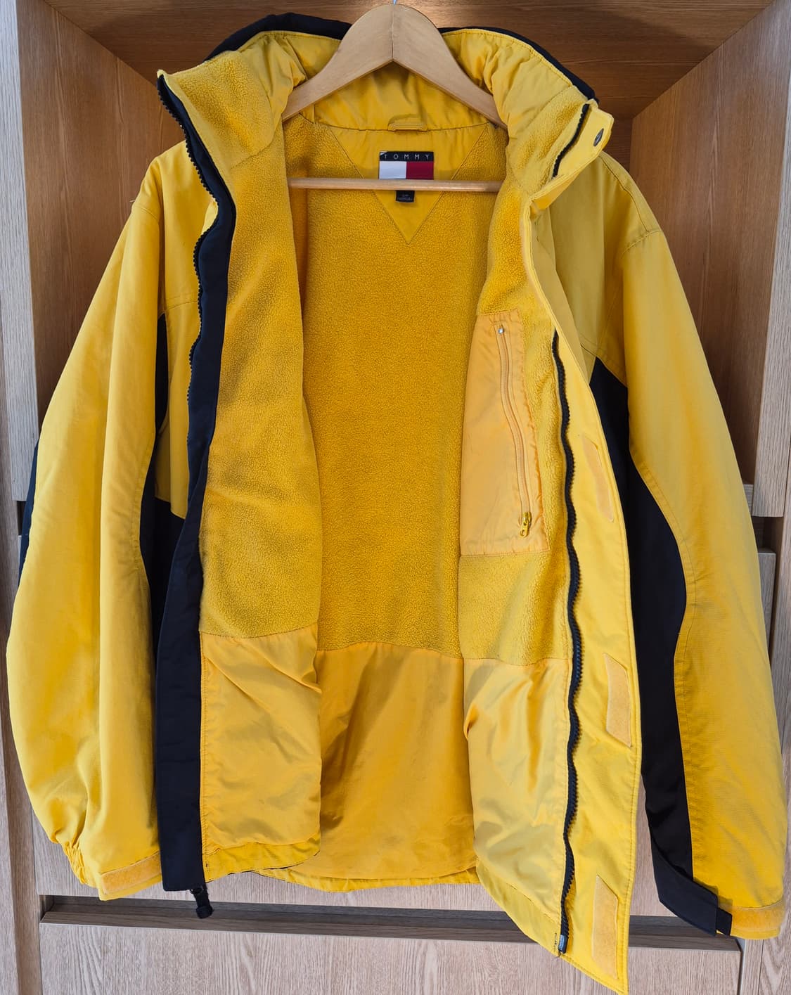 90s Tommy Hilfiger
Outdoor Shell Jacket 상품이미지3
