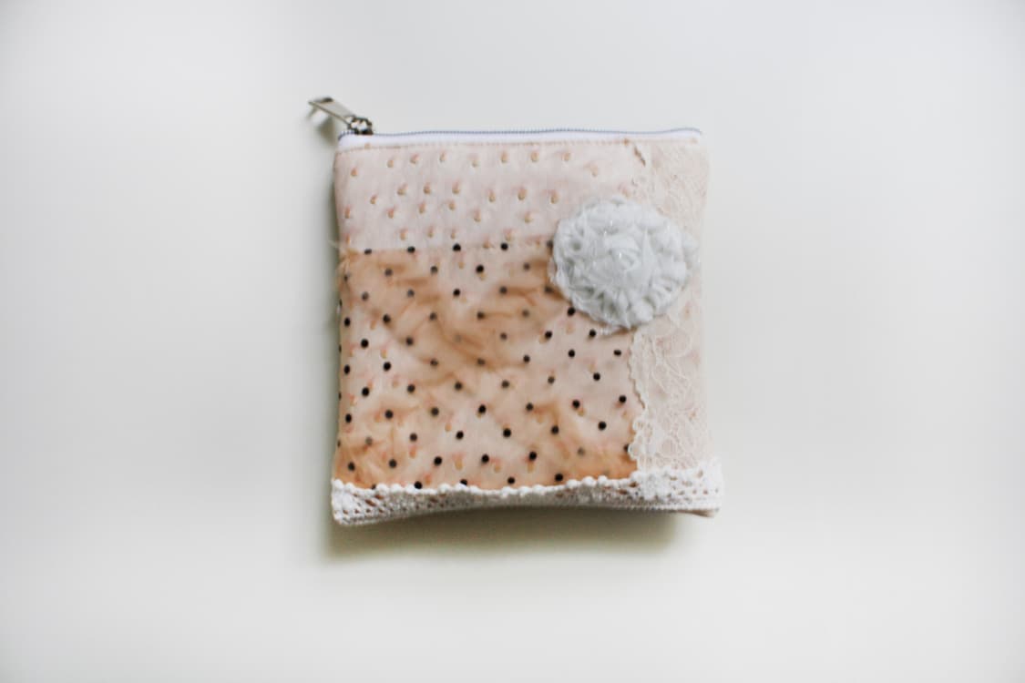 Blooming Heart Pouch 상품이미지2
