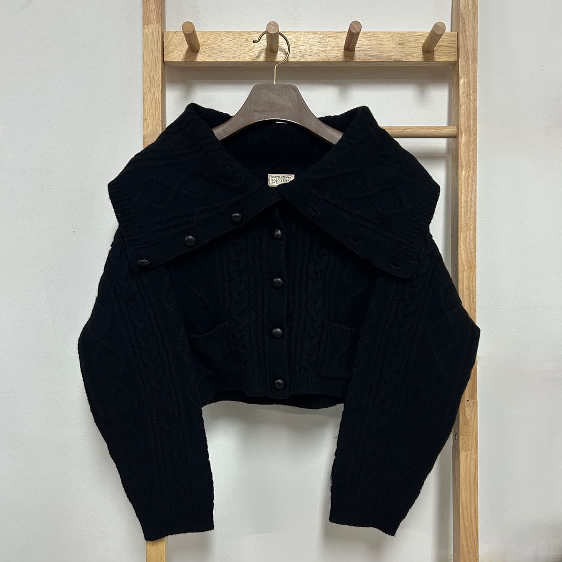 폴로 진스 케이블 니트 크롭 가디건 블랙 상품이미지2