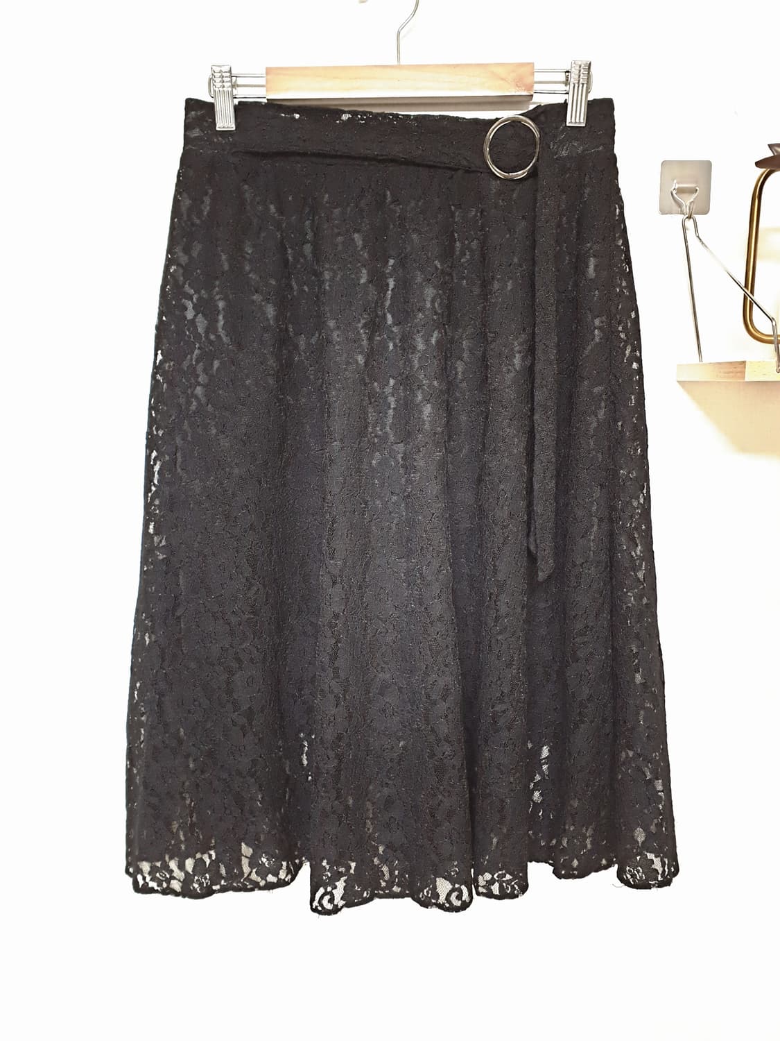 꼼빠니아 벨트장식 레이스 롱스커트 66 블랙 M 상품이미지1