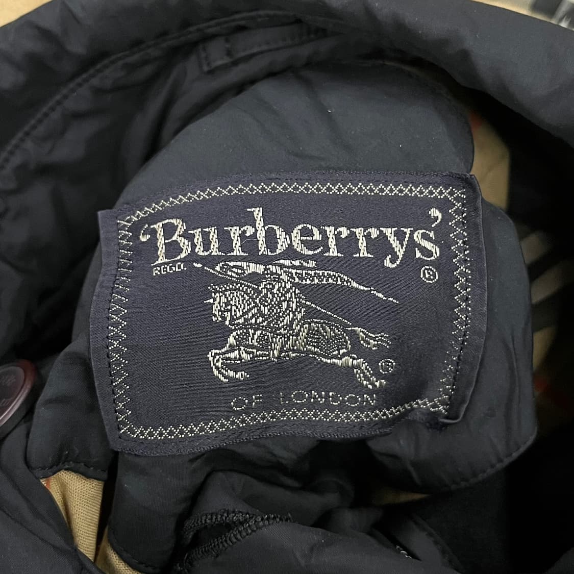 [정품] 버버리 후드 블랙 피코트 b17 상품이미지5