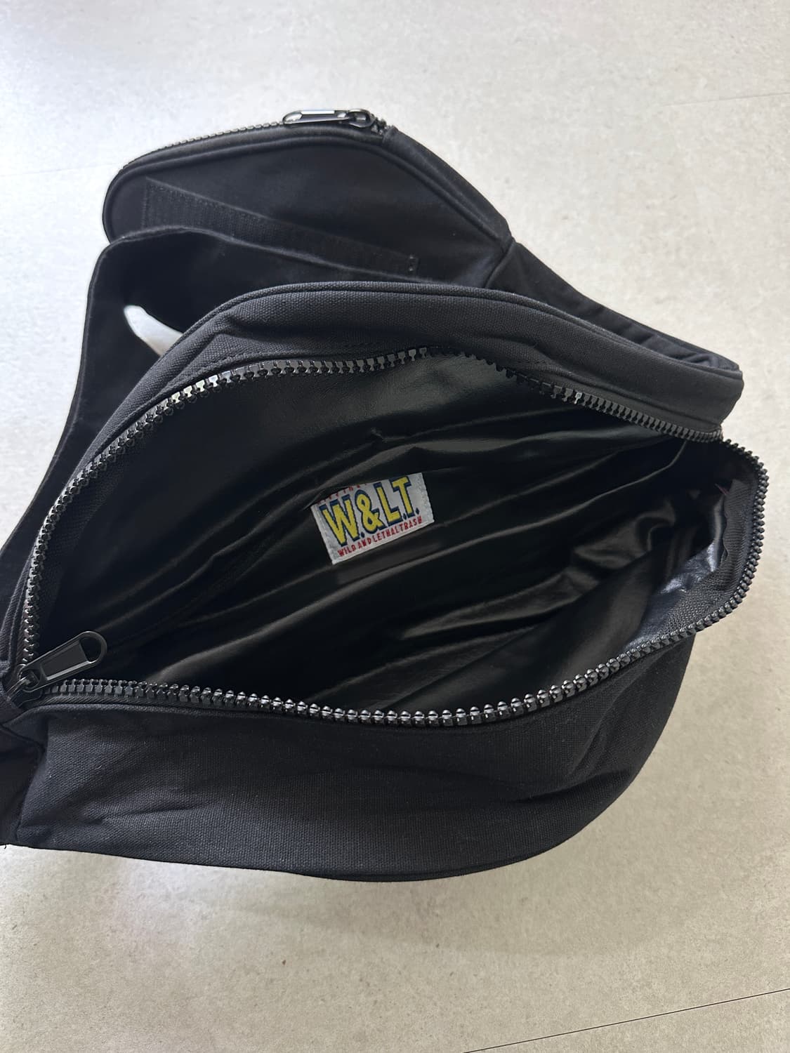 월터반베이렌동크 스네이크백 블랙 아카이브 상품이미지7