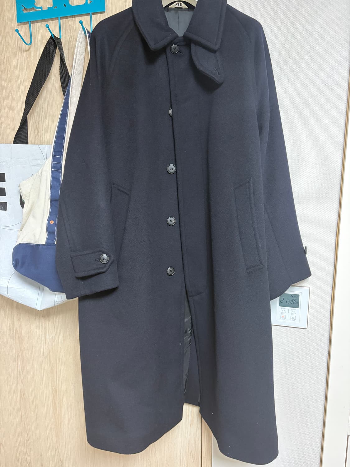 헤지스 발마칸 코트 네이비 24fw 상품이미지2