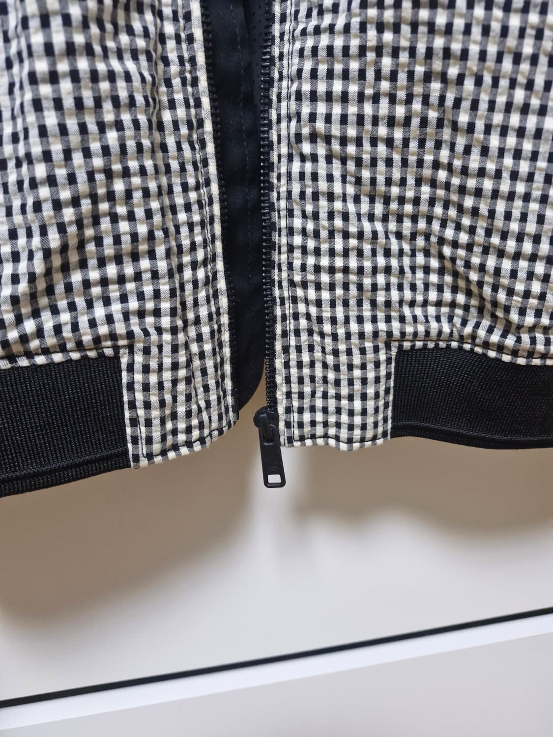 자라 맨 체크 패턴의 봄버 자켓과 반바지 세트 상품이미지5