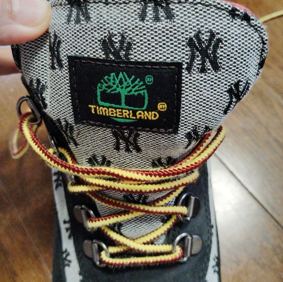 Supreme x Timberland x Yankees fieldboot 상품이미지5