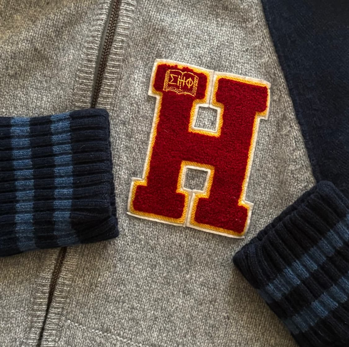 헤지스 엘보 패치 스타디움 니트 집업 상품이미지3