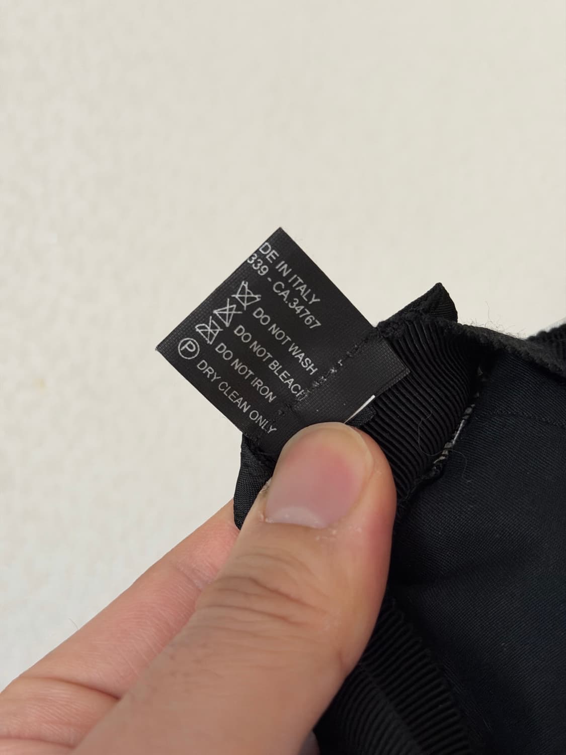 [L] 프라다 나일론 앞로고 볼캡 상품이미지9