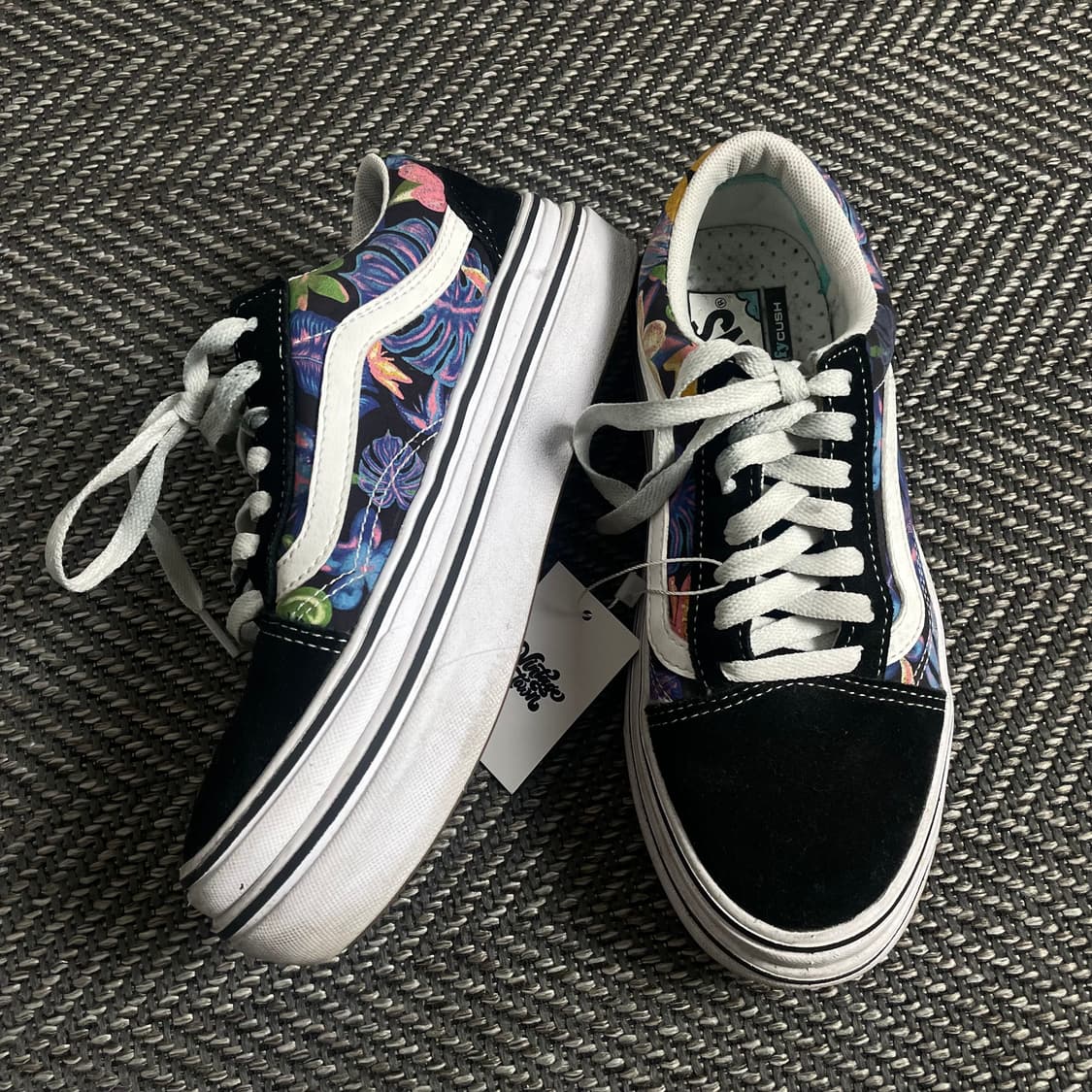 반스 올드스쿨 트리피 스니커즈o 3518 상품이미지1