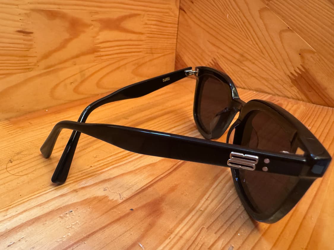 젠틀몬스터 퀸01 상품이미지4