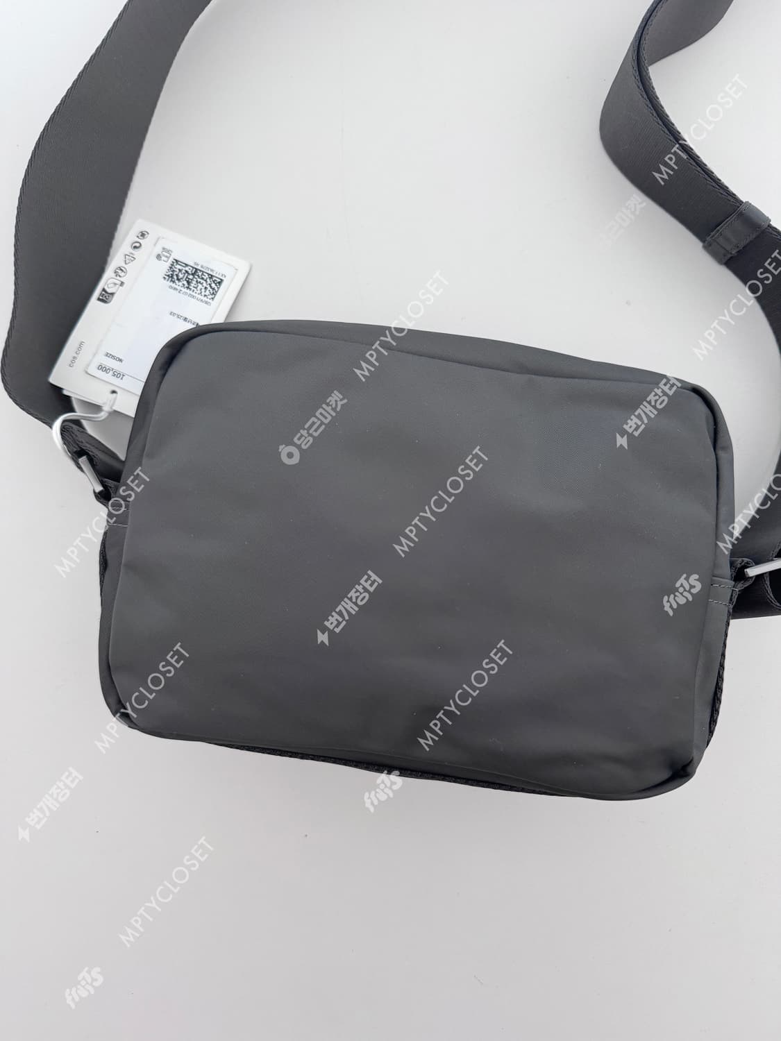 COS Transit 크로스바디백 그레이 상품이미지5