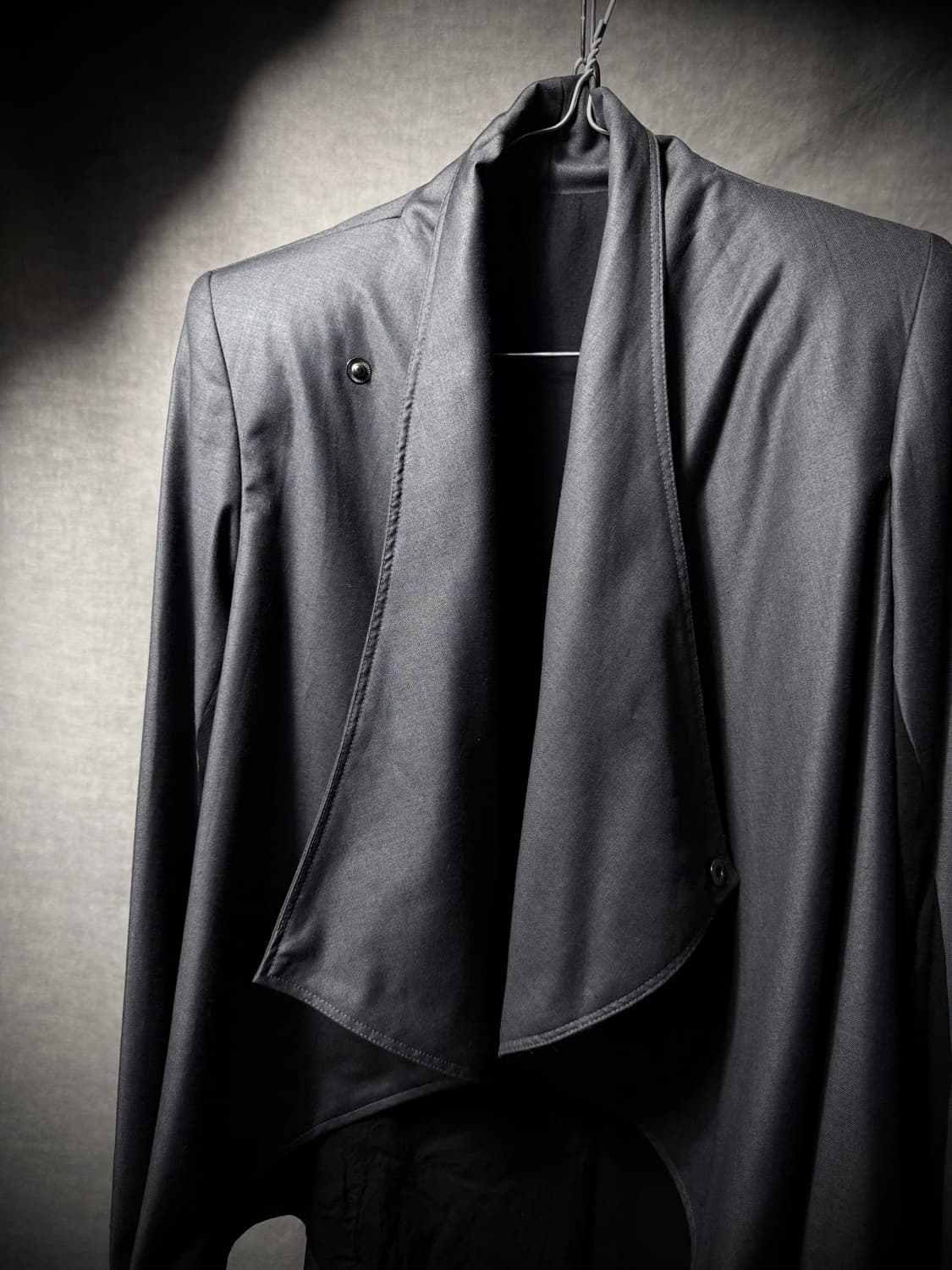 CATORCE Asymmetric Drape Jacket 상품이미지7