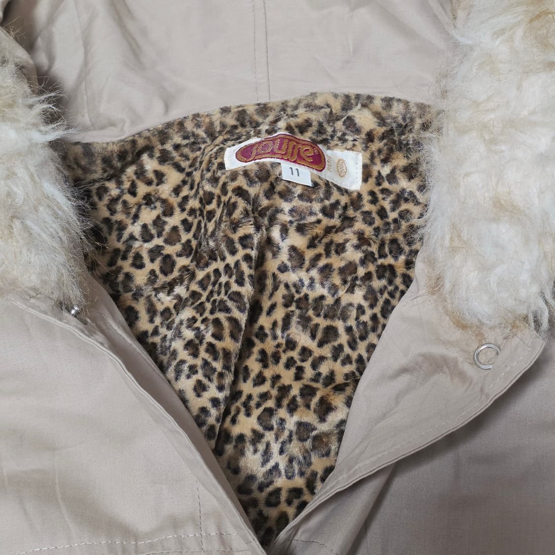 일본빈티지) 베이지브라운 모리걸 y2k 대대장 호피안감 후드퍼 야상점퍼 상품이미지4