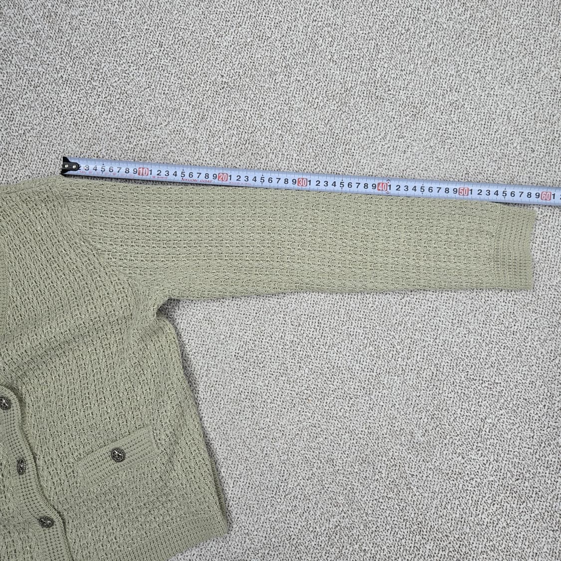 0068 쉬즈미스  23ss민트크로쉐 브이넥 가디건 55 상품이미지7