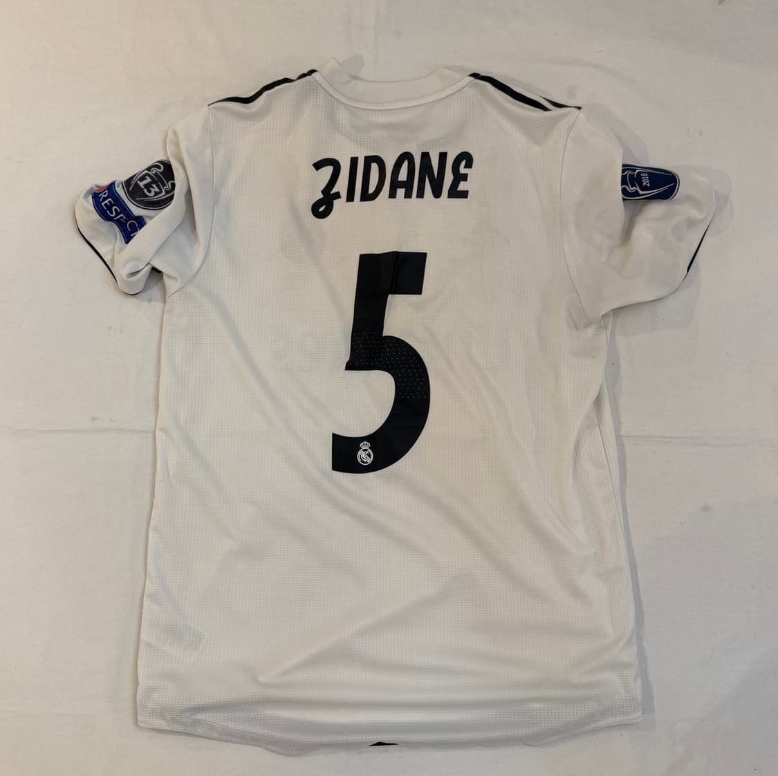 아디다스 18-19 레알마드리드 지단 유니폼 상품이미지4