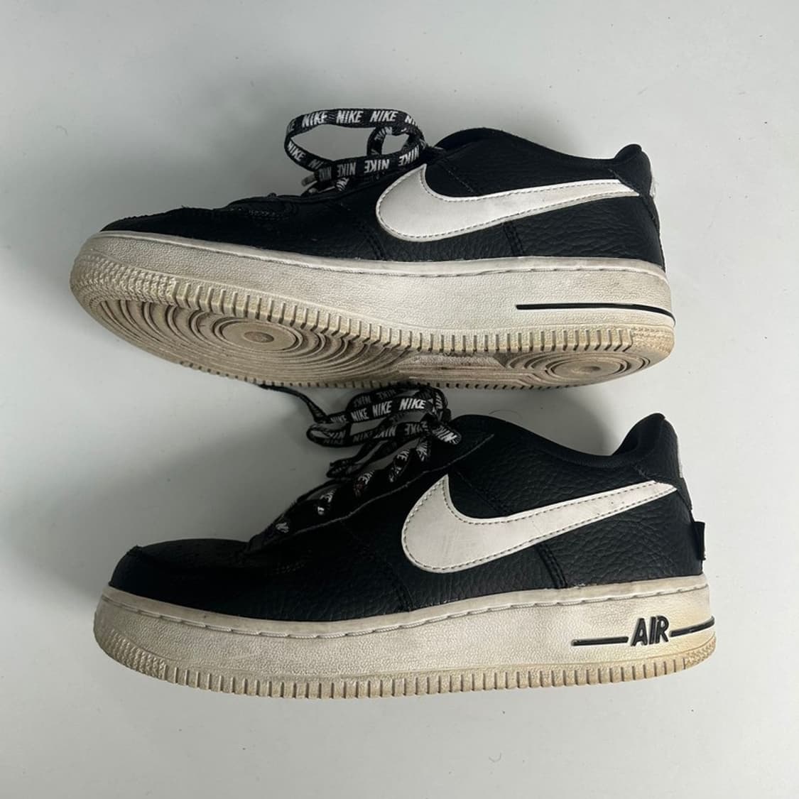 NIKE 에어포스 1 Low NBA 블랙 스니커즈 235 상품이미지2