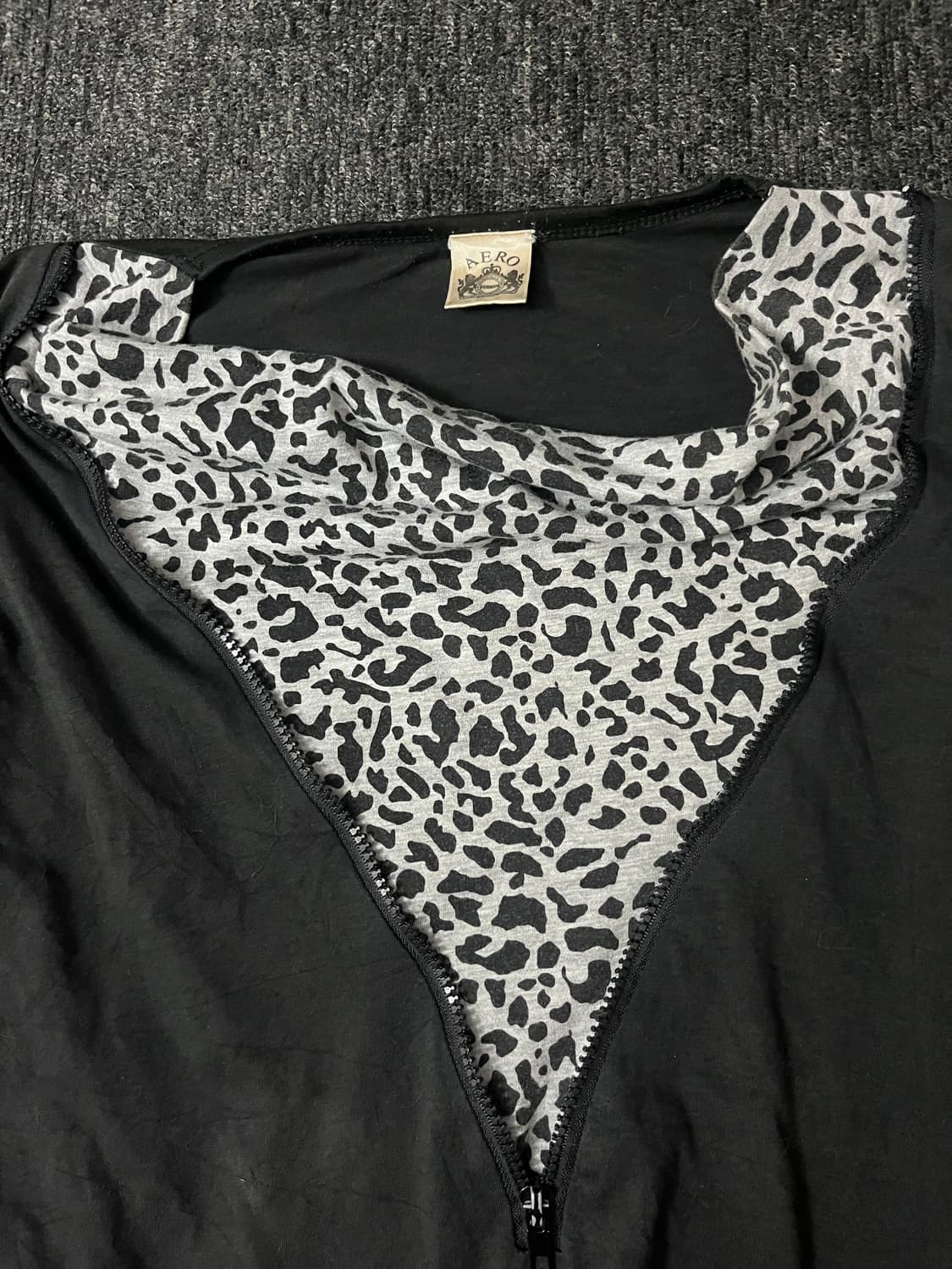 AERO 검정 레오파드 갸루 반팔 티셔츠 상품이미지2