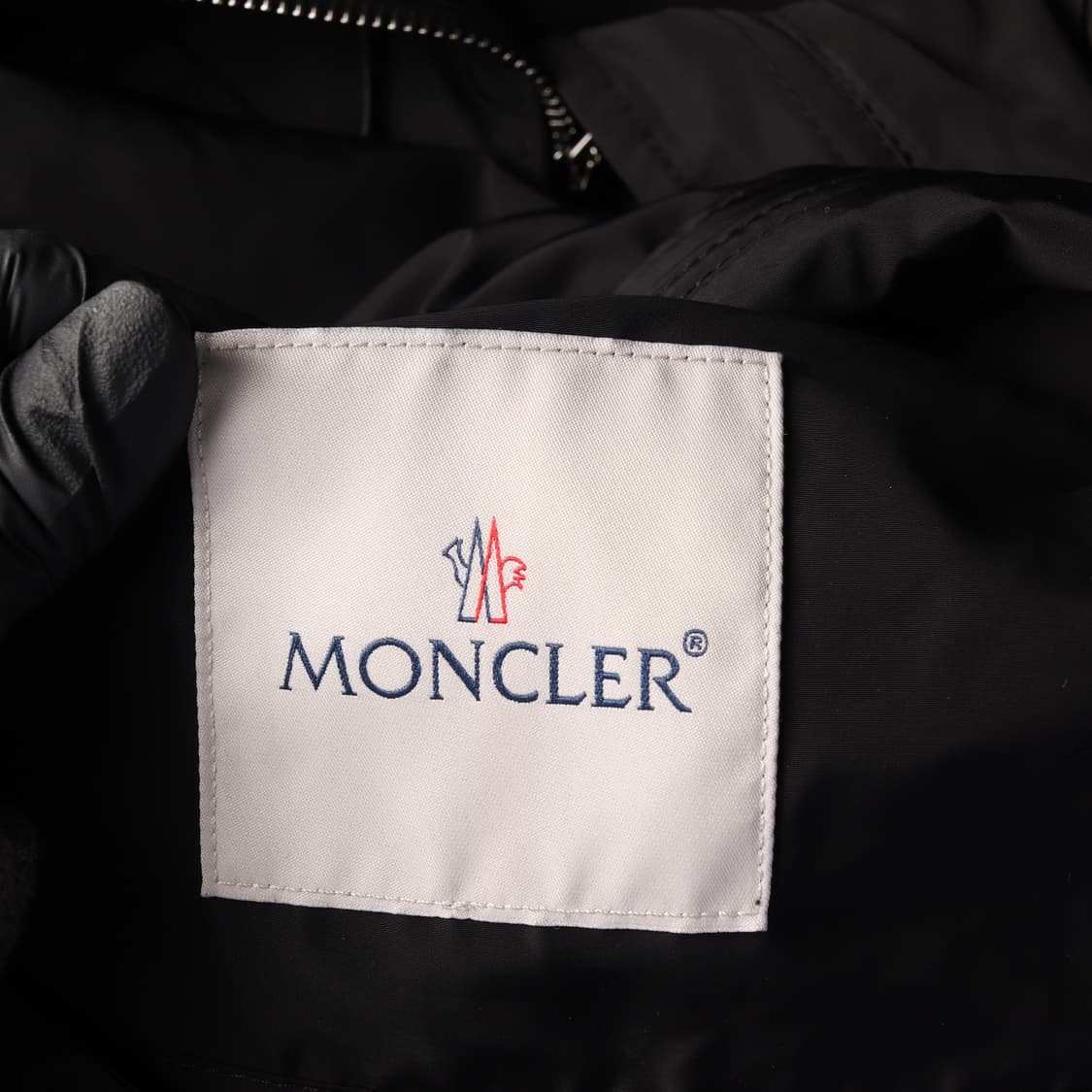 몽클레어 23SS 에넷 바람막이 2WAY 후드 집업 점퍼 블랙 상품이미지3