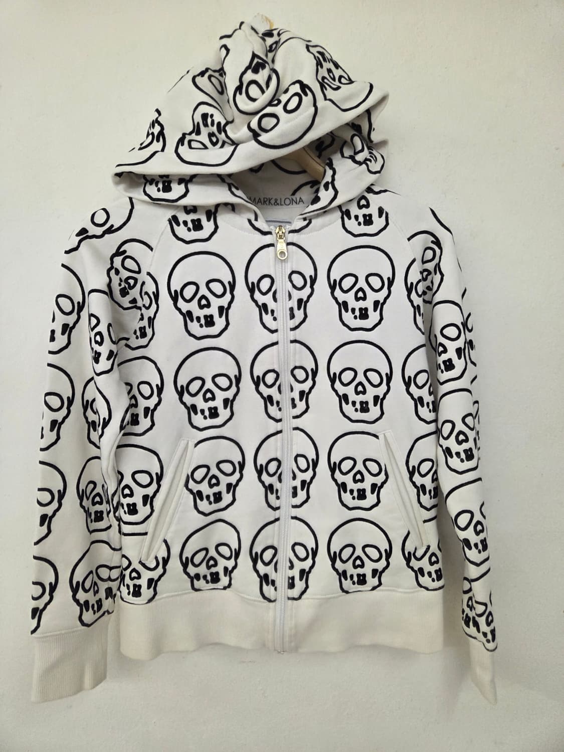 마크엔로나 여성집업 후드 상품이미지1