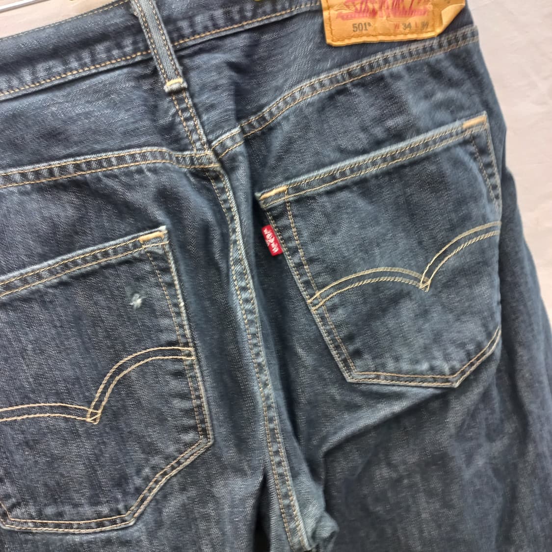 리바이스 501 워싱 청바지 (허리 34) 상품이미지1