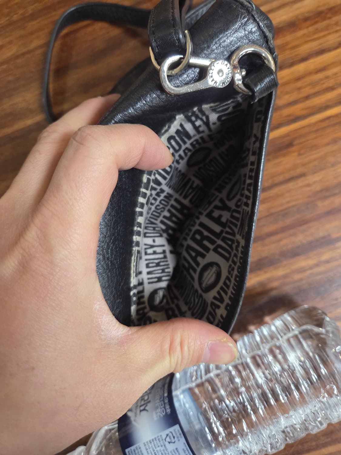 할리데이비슨 실버 윙 가죽 크로스백 상품이미지4