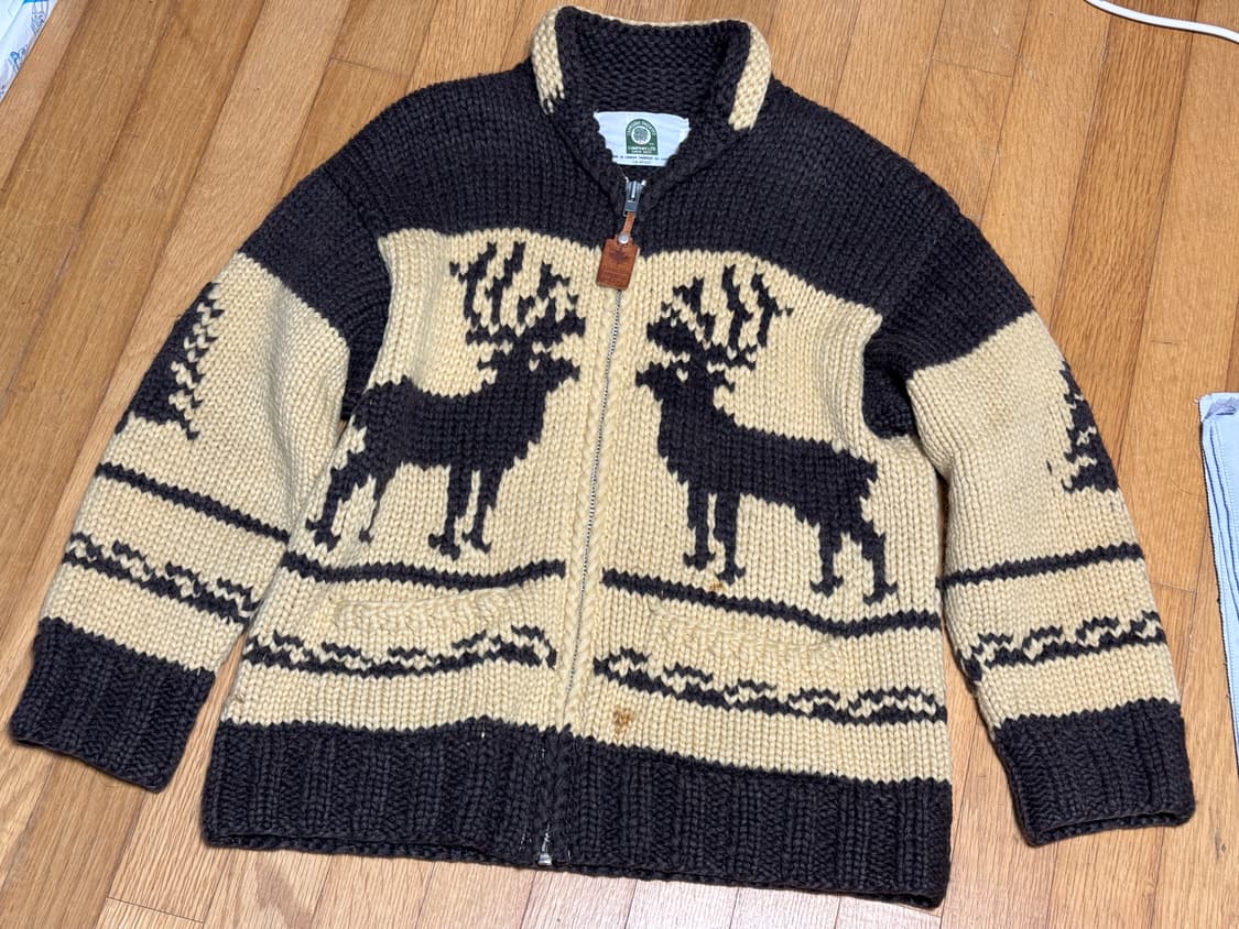 캐나디안 스웨터 코위찬 팝니다 상품이미지1