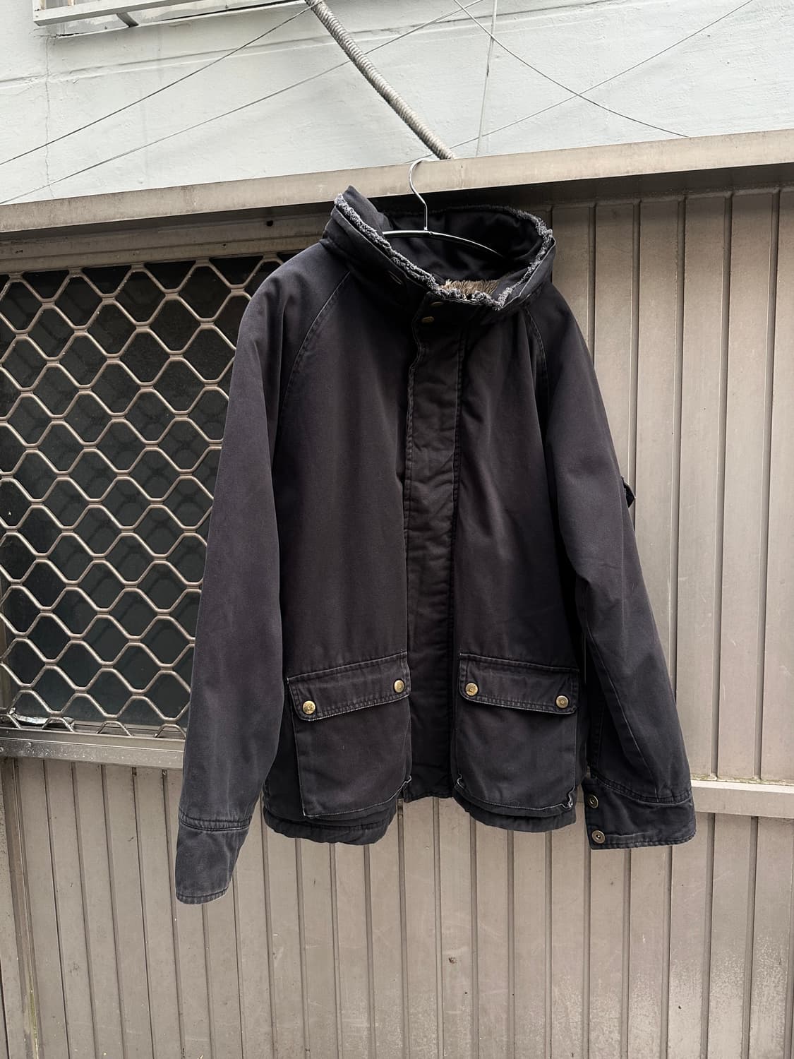 Grunge neck detail fur jacket 상품이미지2