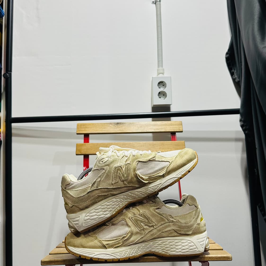 280) 뉴발란스 운동화 남성 남자 2002R 프로텍션 팩 디스트레스드 상품이미지7