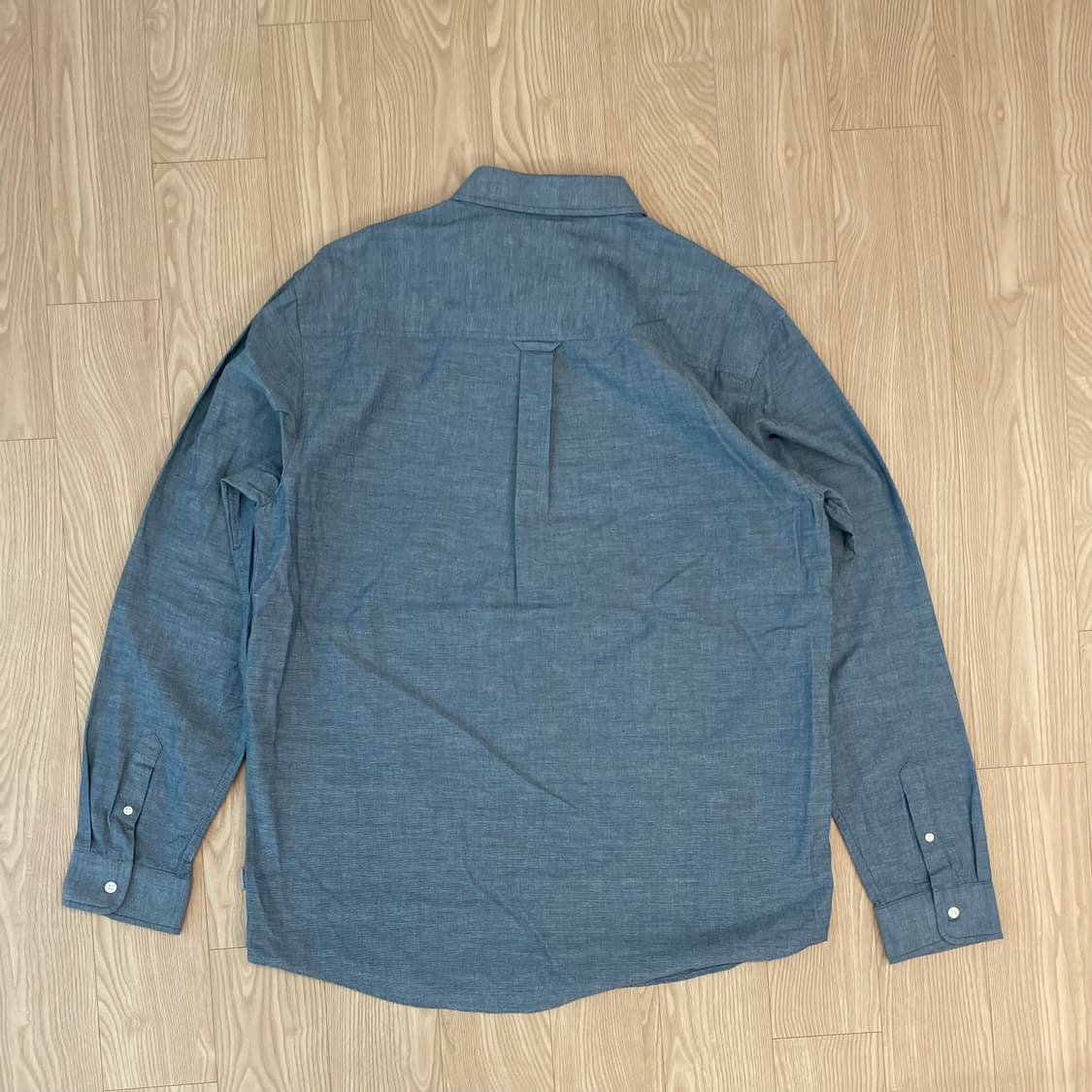 칼하트윕 샴브레이 셔츠 상품이미지2