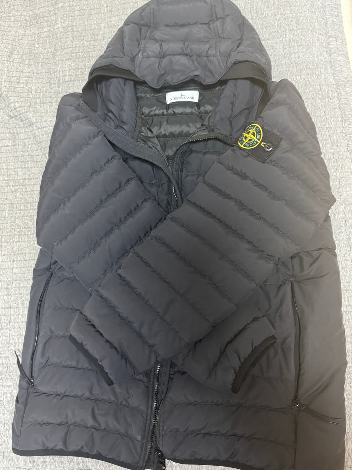스톤아일랜드 경량패딩 상품이미지1