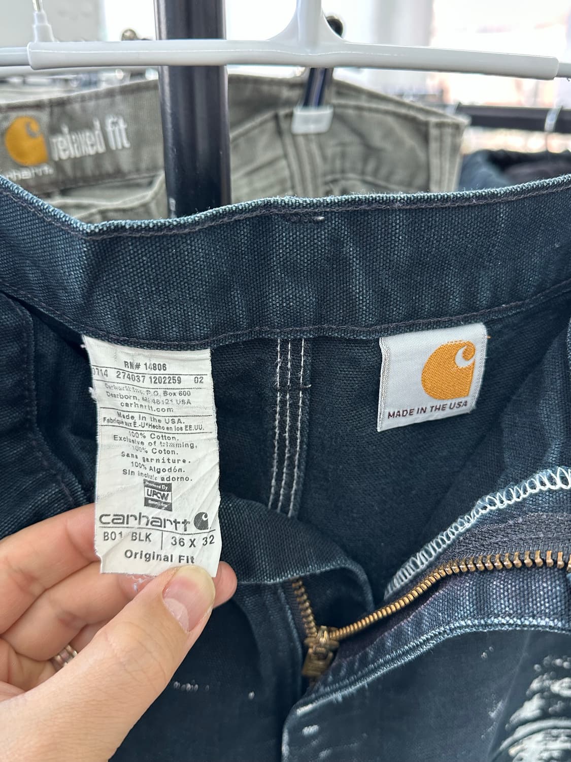 칼하트 더블니 페인팅 블랙 36사이즈 판매 상품이미지3